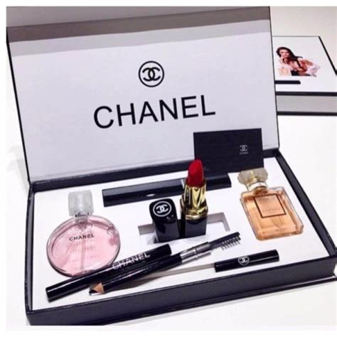 Coco Chanel gift set